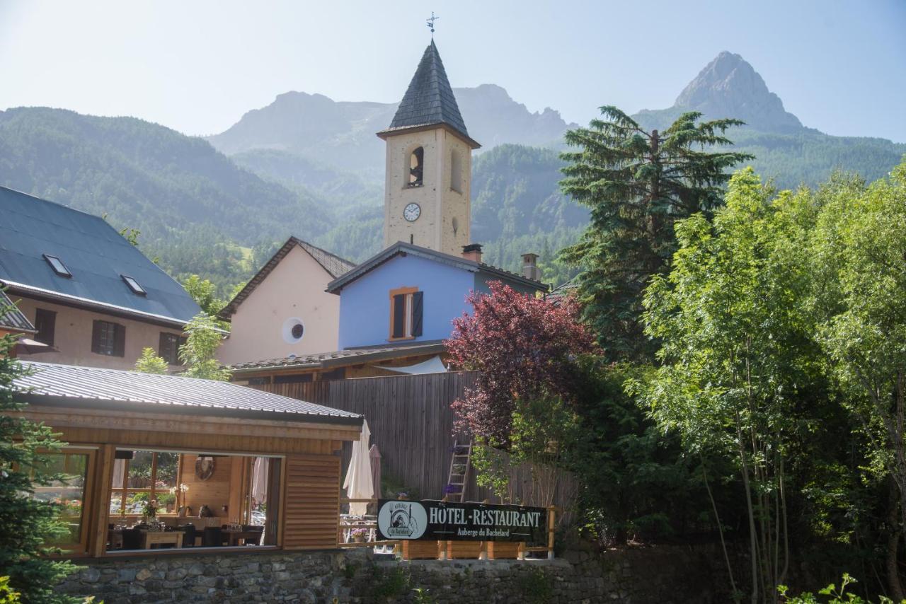 Du Bachelard Hotel